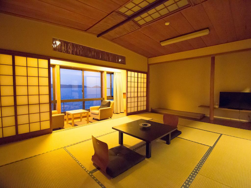 Wakayama Kada Onsen Kada Kaigetsu Hotel Cameră foto